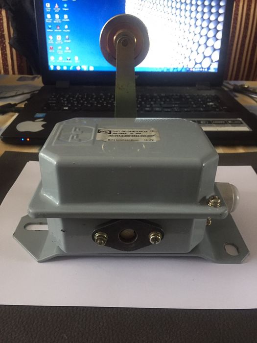 Кінцевий вимикач