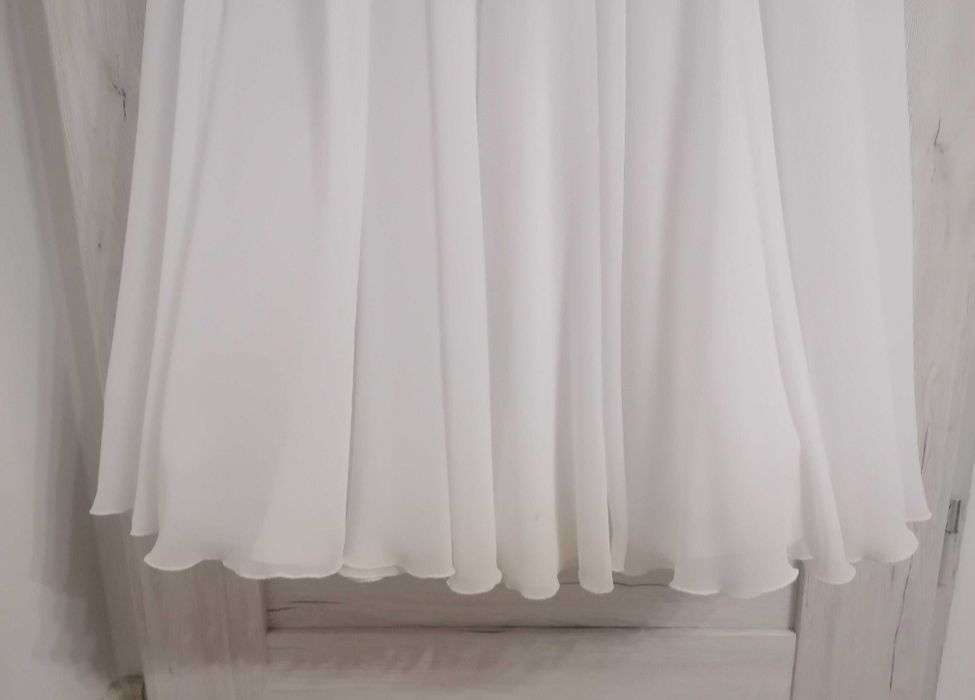 Suknia ślubna śnieżnobiała