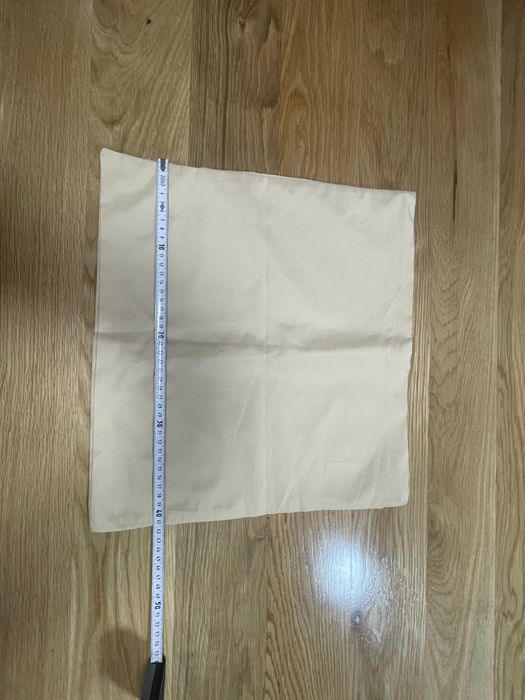Trzy poszewki na poduszki 40 na 40 na zamek