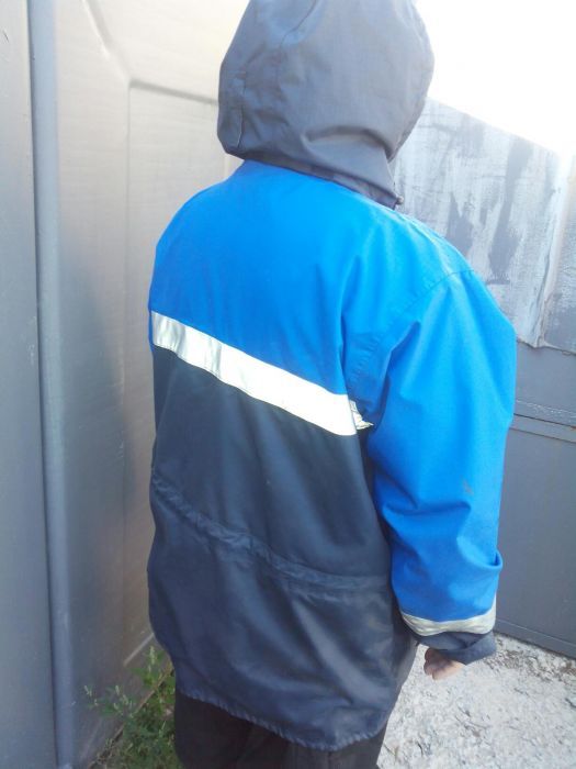 Специальная рабочая куртка очень большого размера