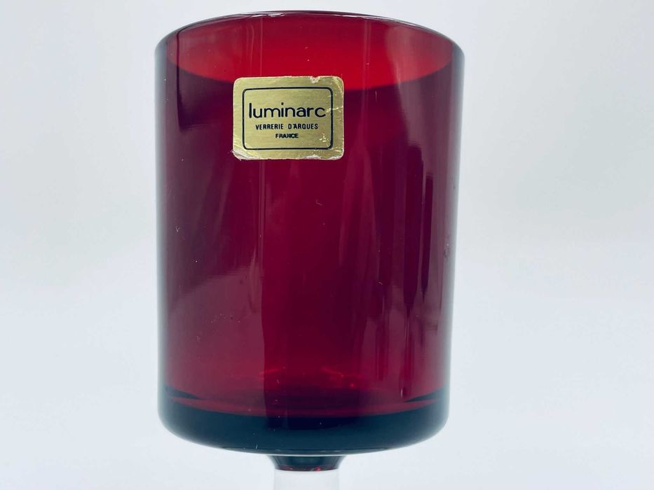 Kieliszek, Puchatek czerwony Luminarc lata 60/70-te