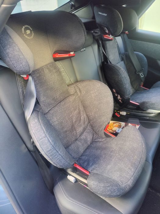 2 Cadeiras Bebé Confort Rodifix (3-12 anos)