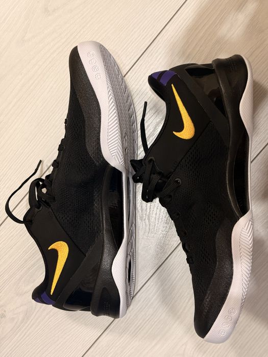 Продам кроссовки  NIKE KOBE VIII PROTRO новые оригинал
