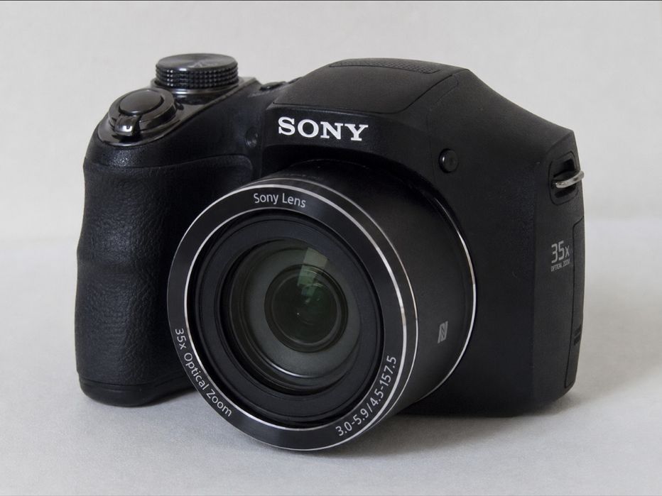 Aparat sony h300