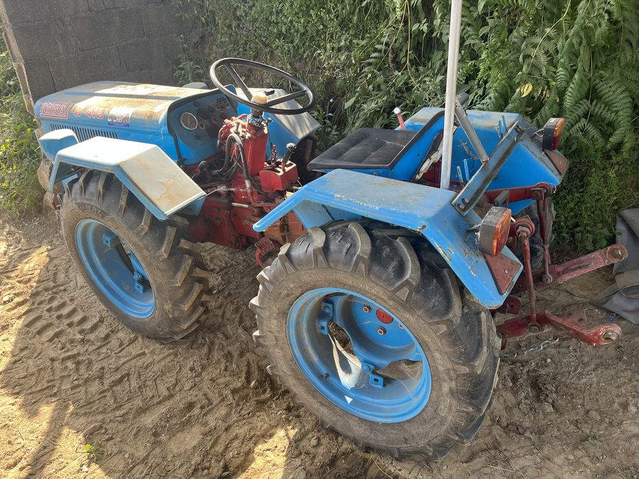 Tractor Nibbi 4x4 com matrícula