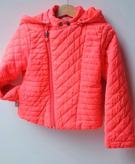 Neonowa różowa kurtka przejściowa jesienna na jesień z kapturem Billieblush 110 / 116