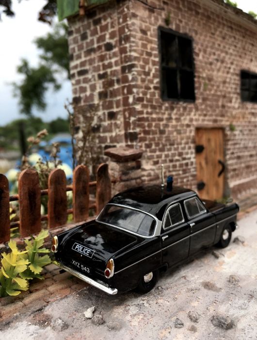 Prospekt-FORD CONSUL II-auta,model,wozy policyjne,kolekcja