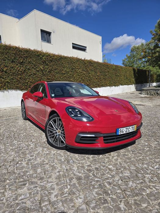 Porsche Panamera 4 E-Hybrid