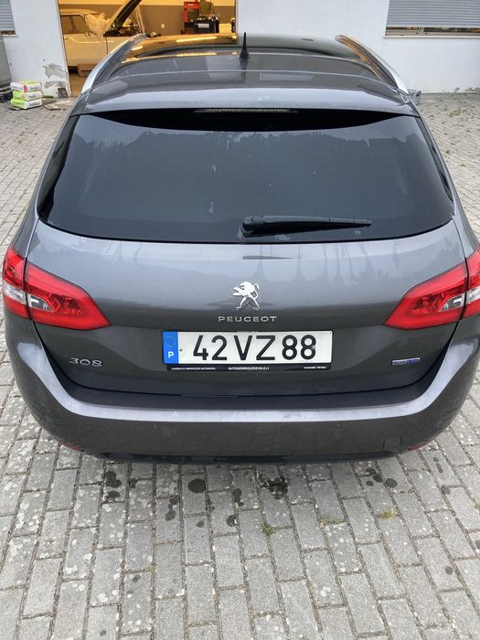 Peugeot 308 blue hdi allure
