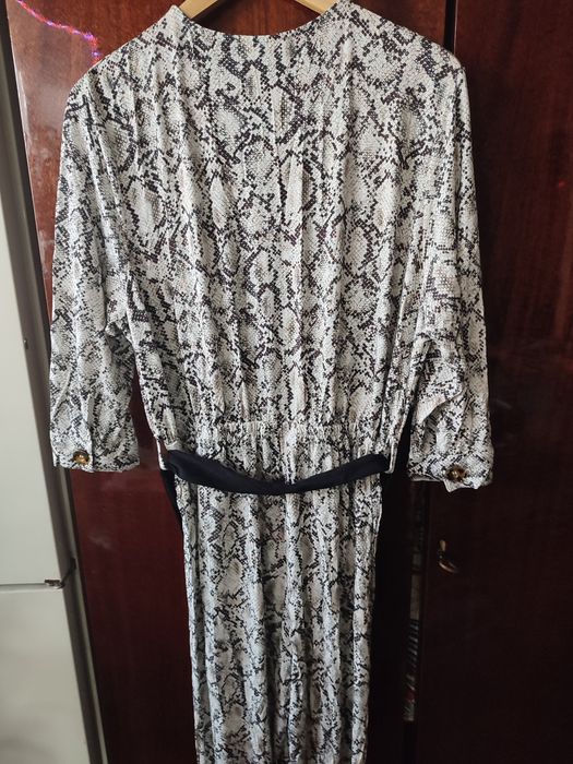 Женский новый комбинезон с принтом змеи р.48-50-52