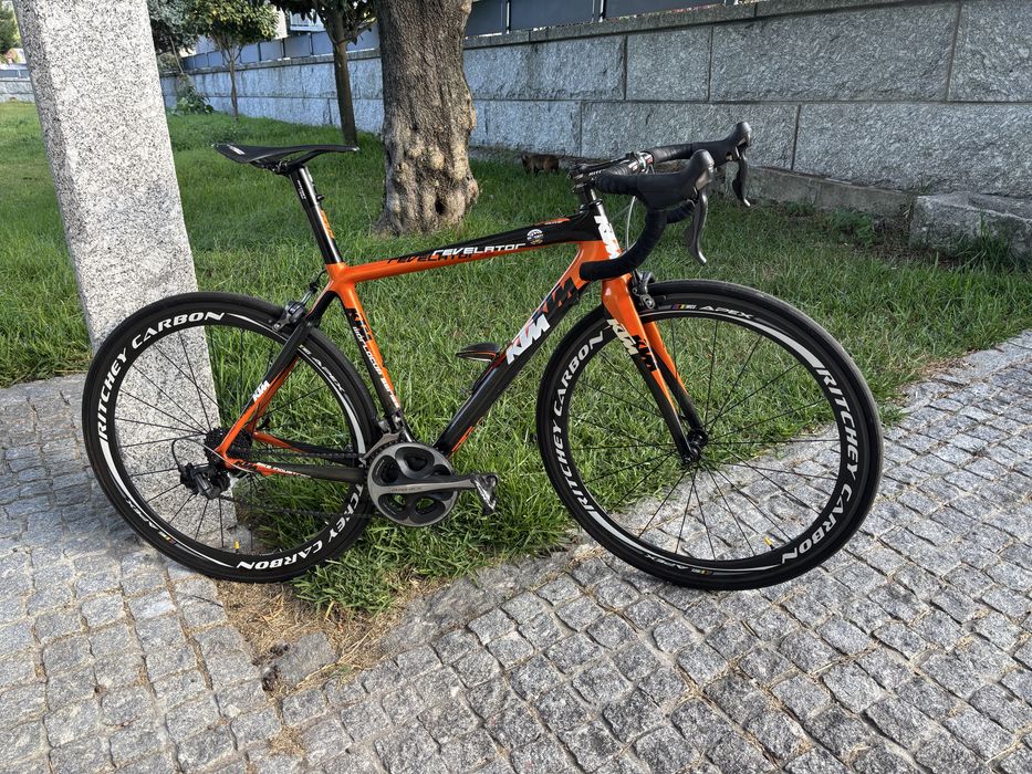 Bicicleta KTM  carbon