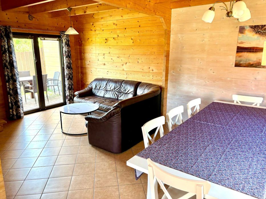 Domek Przy Lesie Nad Jeziorem. 8 osób 4 Sypialnie, Jacuzzi, Bilard