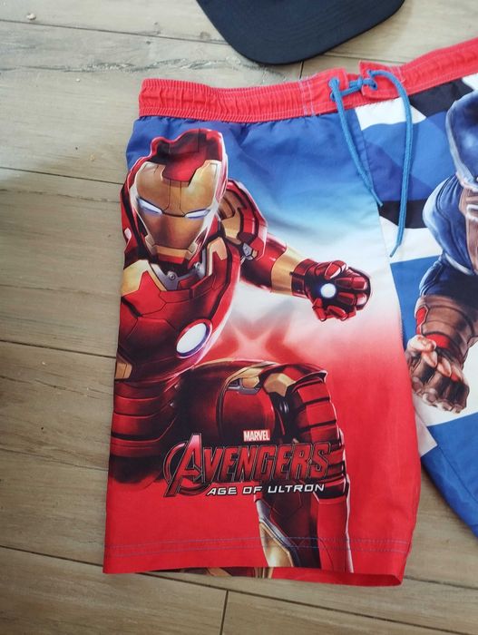 Spodenki avangers czapka