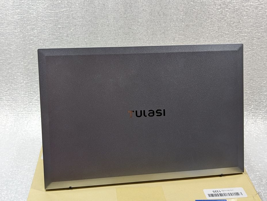 Ноутбук Tulasi T Pro 14 12GB RAM 256GB SSD Intel N4120 Windows 11