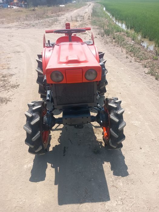 Mini trator kubota b 6000