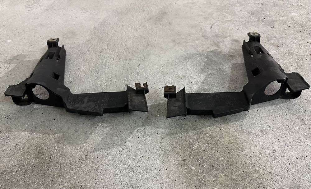 Faróis Xenon Bmw E46 sedan + E46 Touring de 2001 a 2005