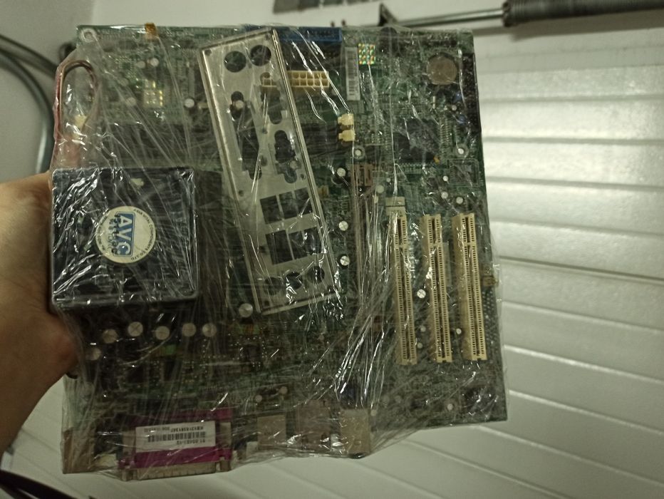 Motherboard.   .