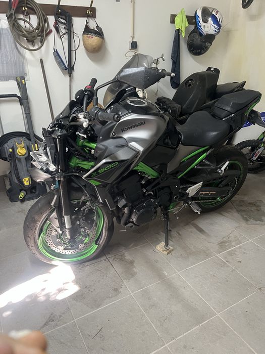 Z900 acidentada