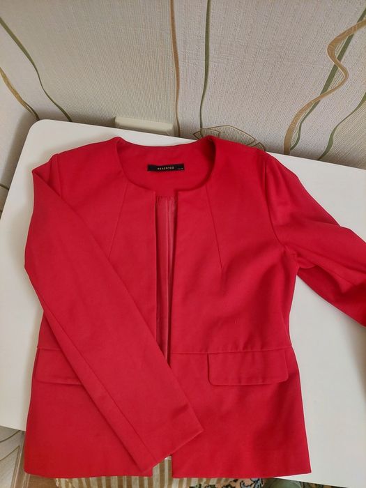 Червоний піджак 38 р М Reserved