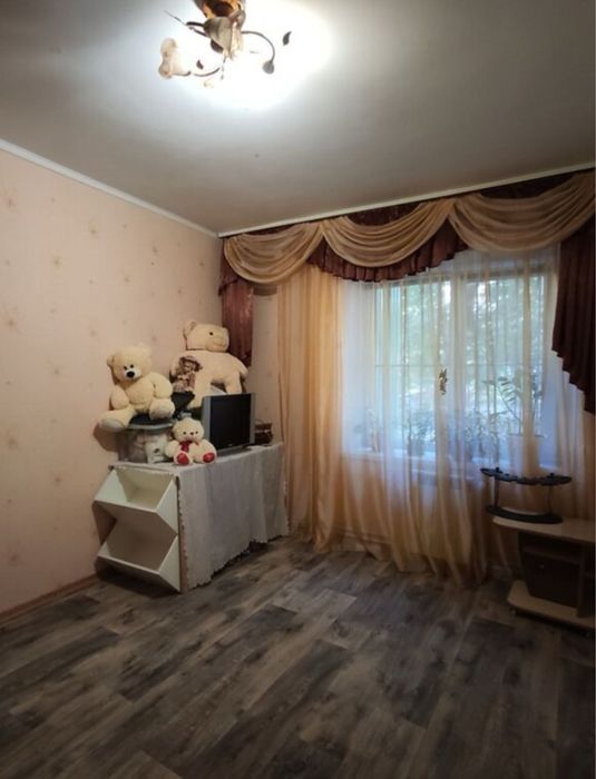 Продаж 4к квартири з індивідуальним газовим опаленням