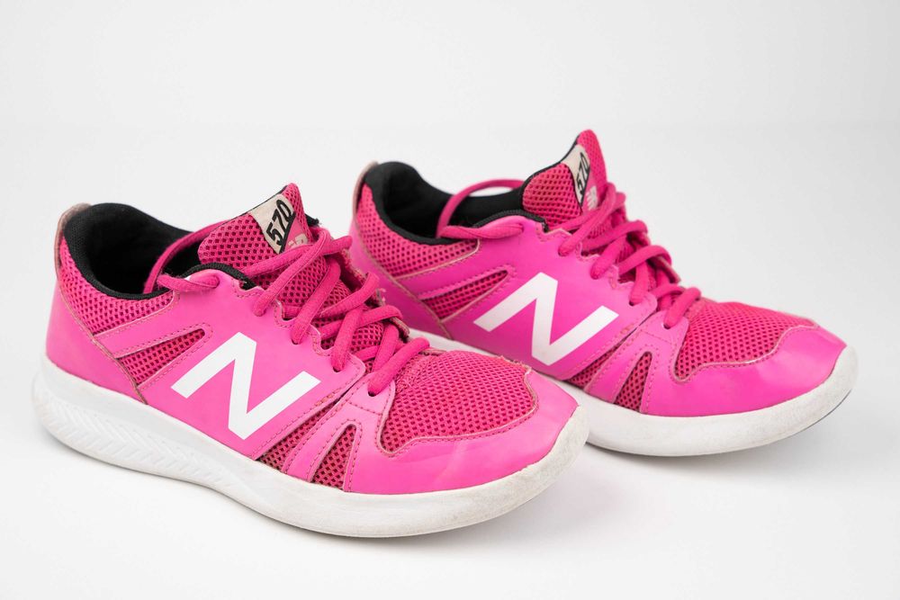 Дитячі кросівки New Balance 570 35,5 розмір рожеві взуття на дівчинку, Детские кроссовки розовые обувь