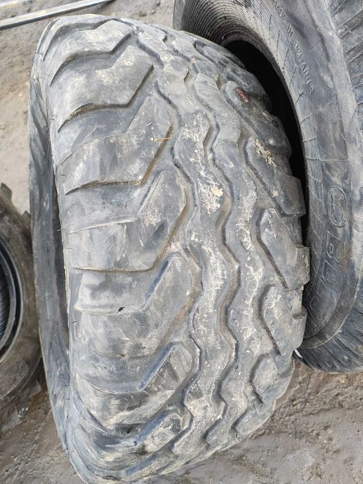 Opona rolnicza 400/70-20 Vredestein przyczepa tandem beczka