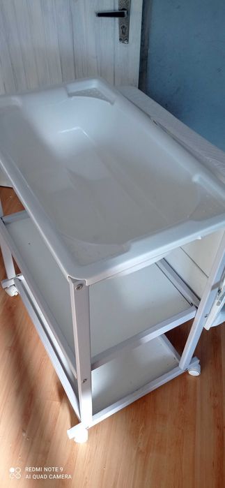 Wanienka z przewijakiem