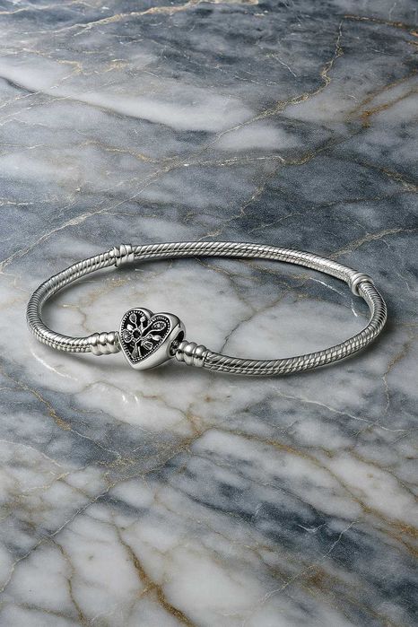 Bransoletka Pandora 18 cm srebro nowa 2 charmsy GRATIS pudełko Pandora