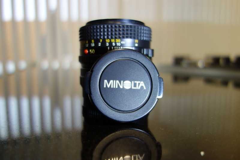 Objectiva manual Minolta MD 50mm F2 + Adaptador E-Mount