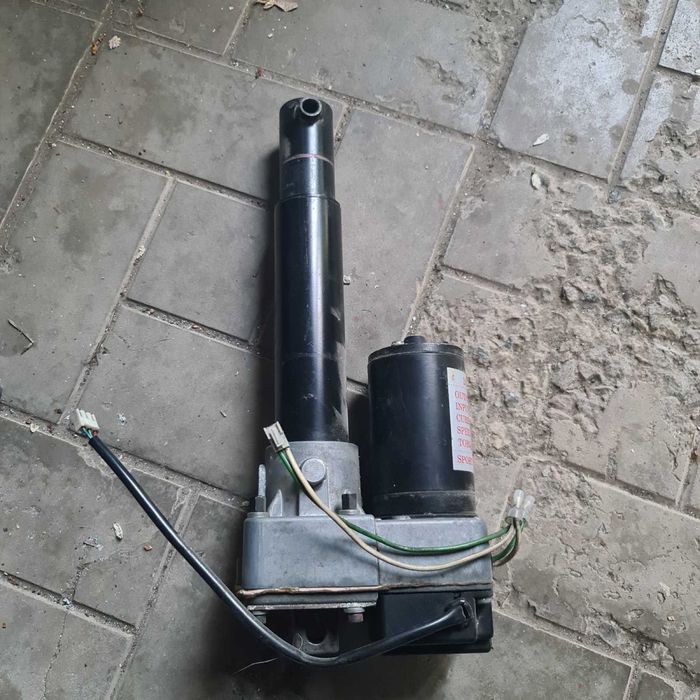 Подъёмный механизм беговой дорожки