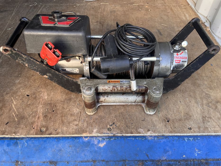 Wyciągarka samochodowa Warn M8000 Series 12v