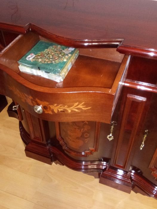 Stylowe,piękne meble  do salonu.