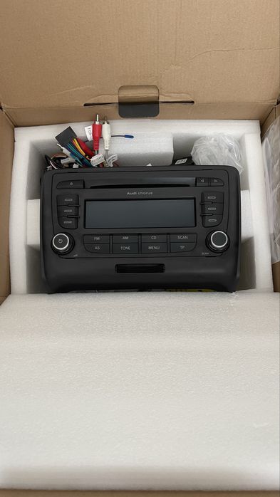 Rádio original Audi TT