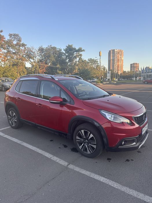 Автомобіль Peugeot 2008