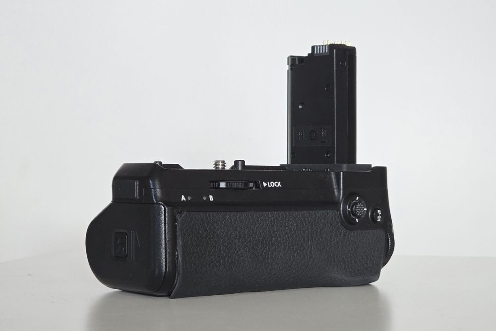 Nikon MB-N11 Battery Pack
