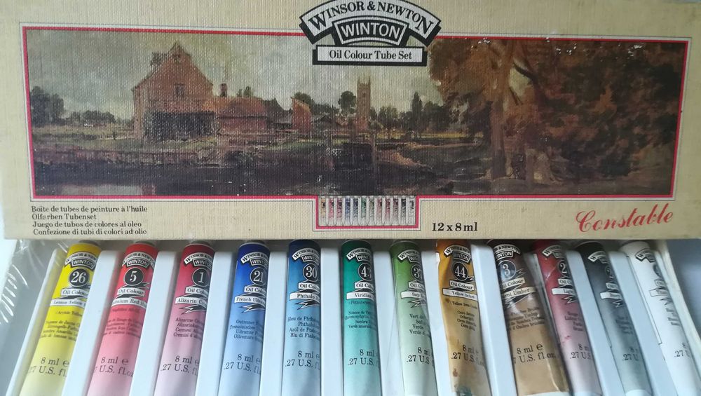 Aguarelas,acrílicos e óleos para artistas