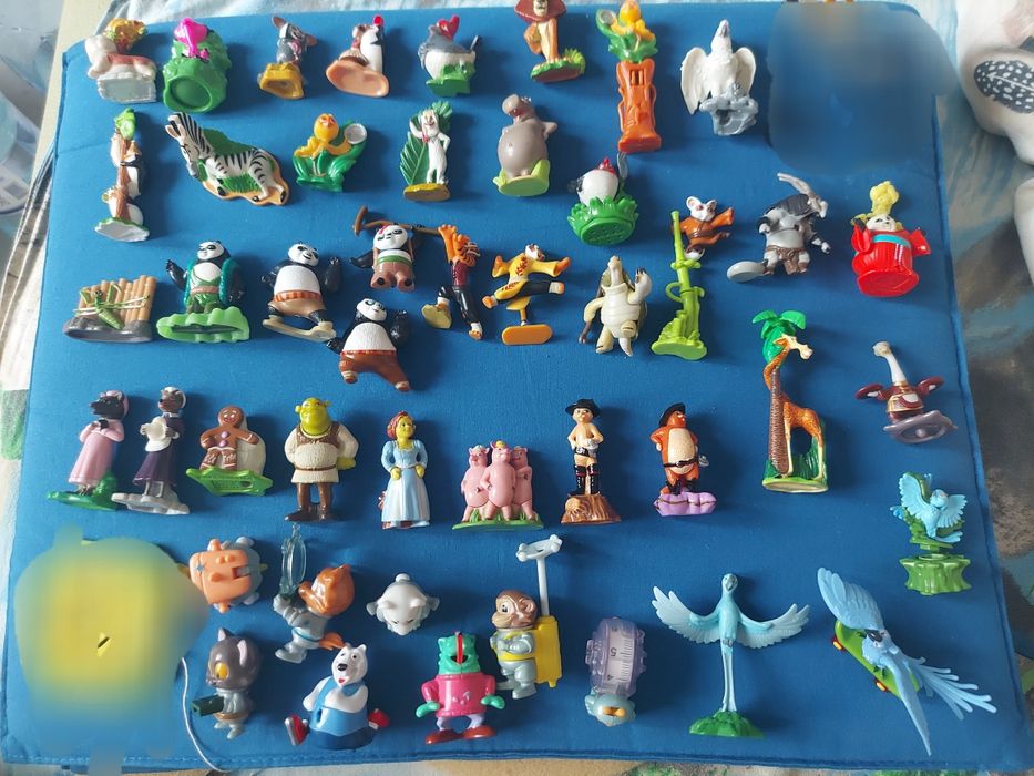 Продам киндерные игрушки из разных серий