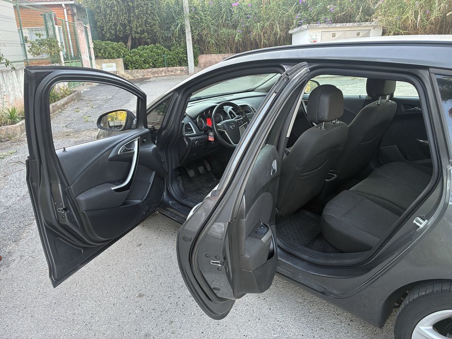Opel Astra 1.3 CDti na