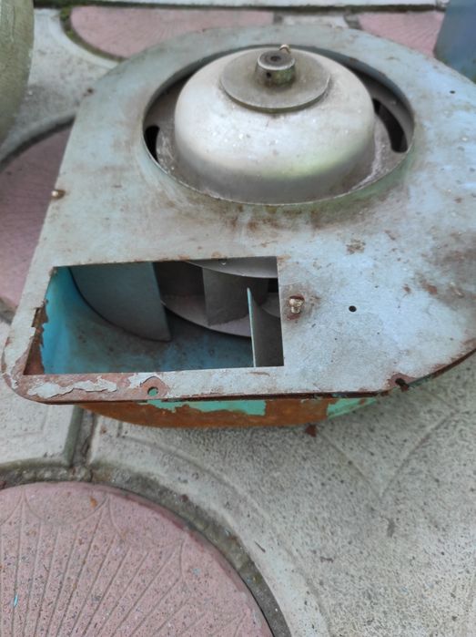 Продам електро дуйку-вентилятор.