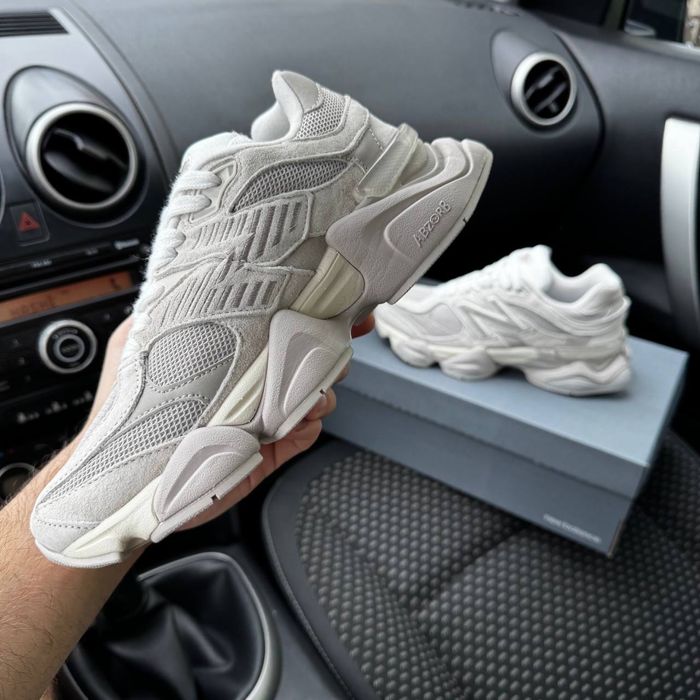 Жіночі кросівки нюбеланс  New balance 9060 grey cream white premium