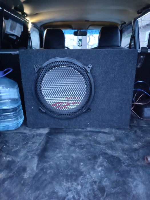 Продам сабвуфер саб/колонки/автотюн