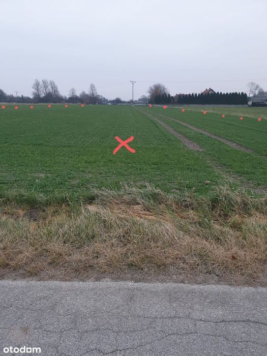 Działka budowlana z dojazdem asfaltowym, 22a