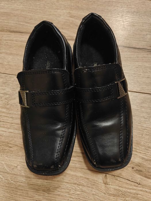 Buty eleganckie 28