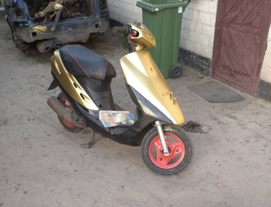 Пластик сидіння ,проводка скутер honda dio 28/27
