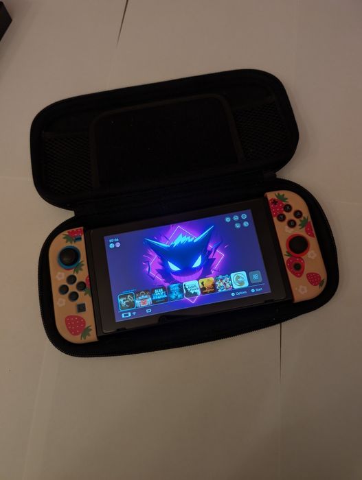 Nintendo Switch V2 Desbloqueada + Acessórios