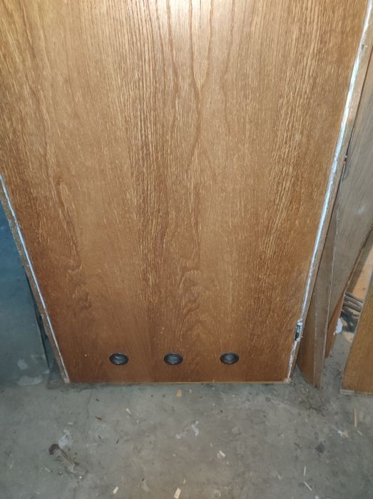 Двері в ванну кімнату