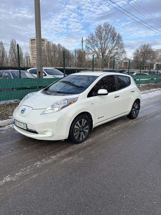 Nissan leafНиссан лиф отличный городской автомобиль
