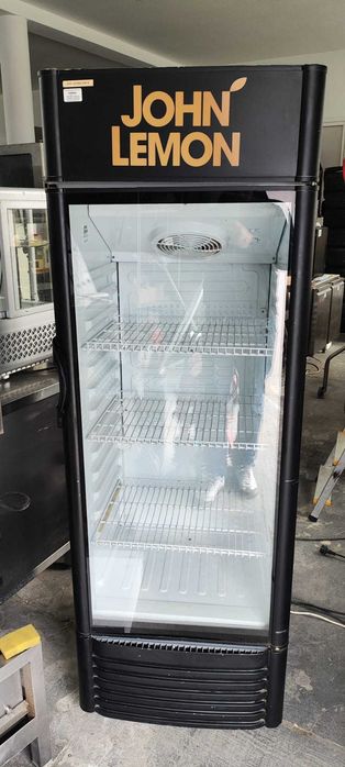 szafa chłodnicza przeszklona