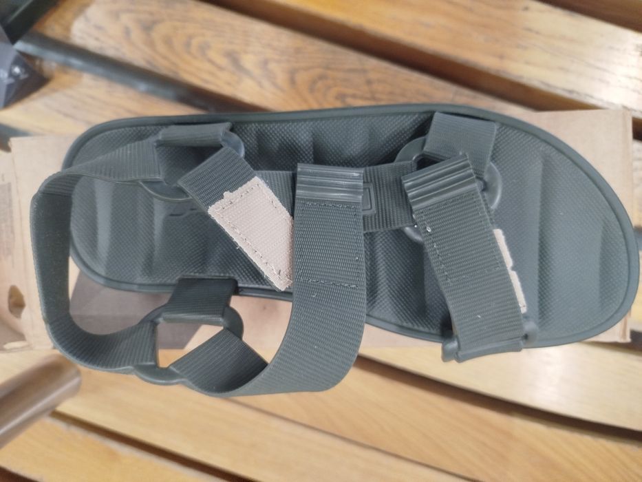 НОВІ Сандалі Rider!