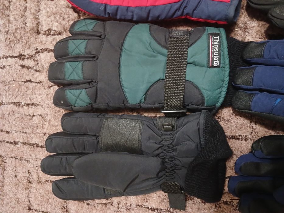 Рукавиці лижні зимові , ціна за пару.